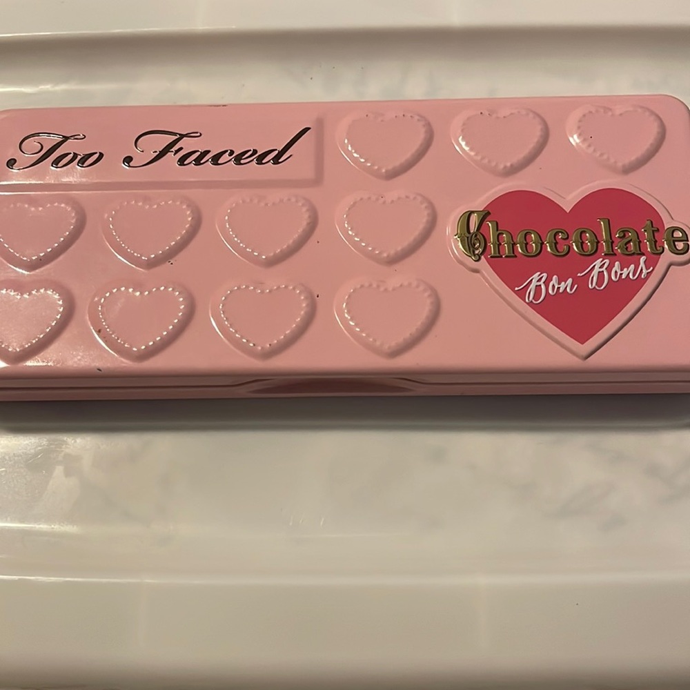 Too Faced Chocolate Eye Shadow Pallet